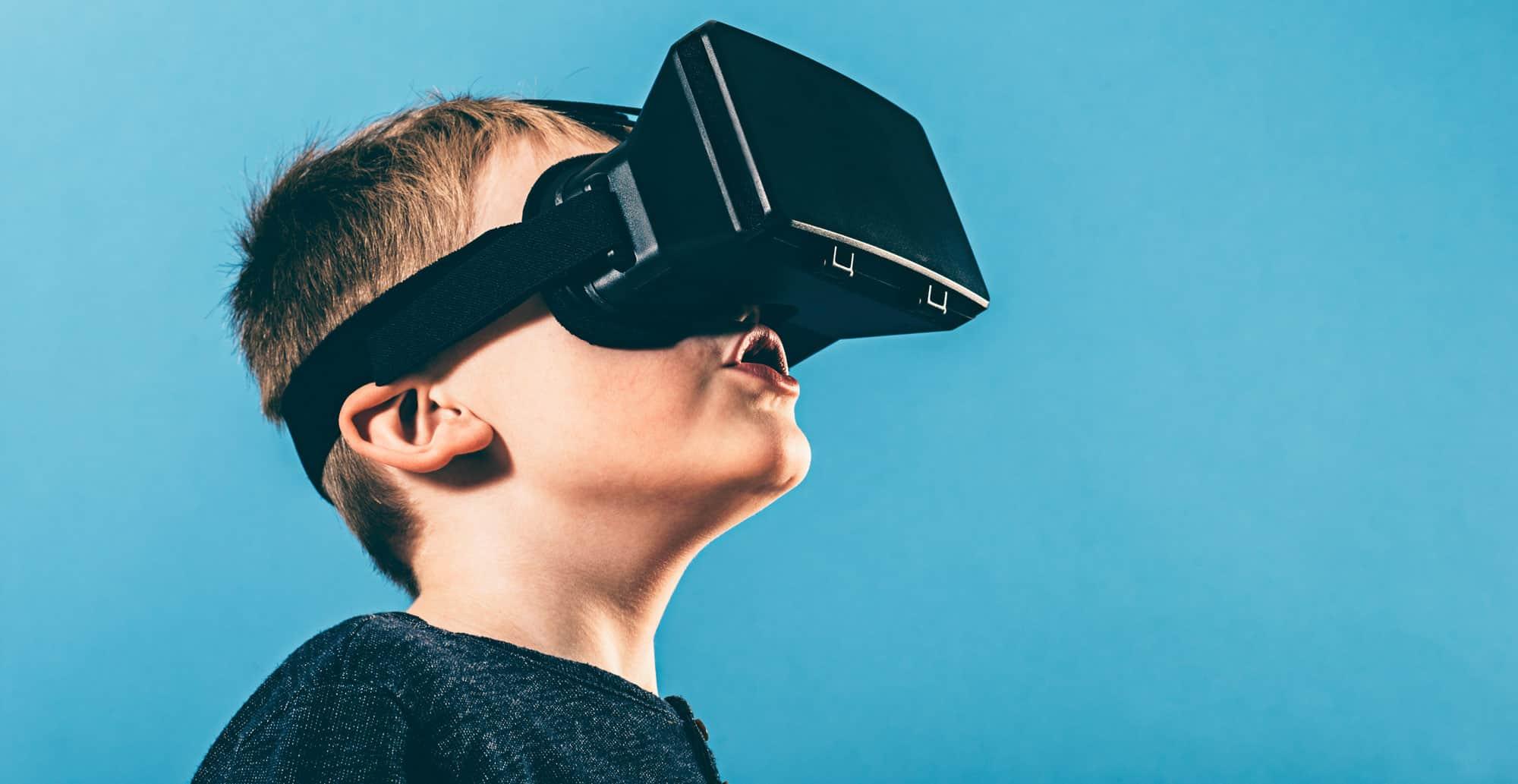 Kultura w pikselach: Jak AR/VR zmieniają zasady gry